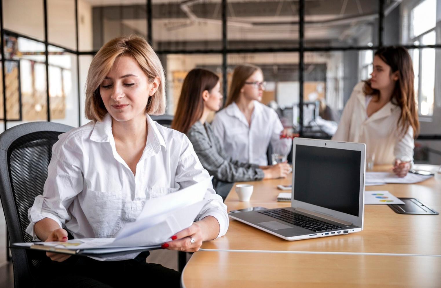 Análisis de tendencias de mercado sectorial